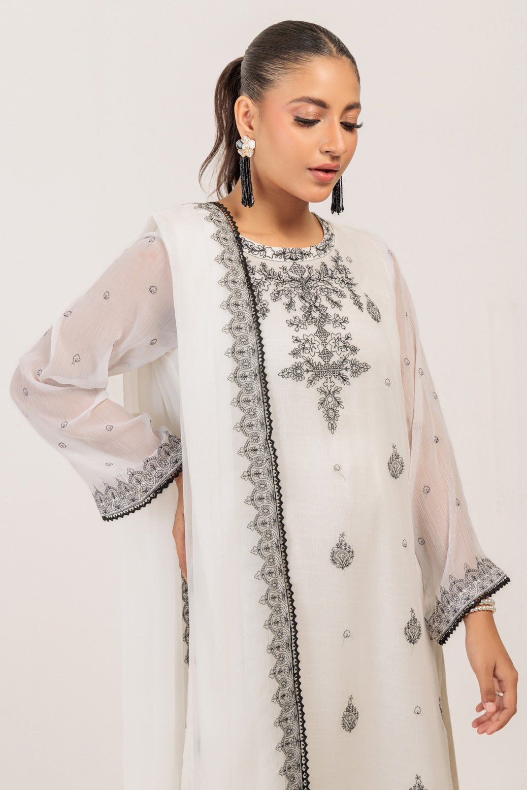 WHITE-CHIFFON-3 PIECE (BPS5243P41)